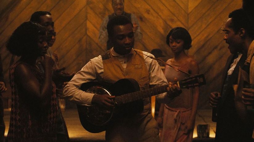 Sammie singing at the Juke Joint.